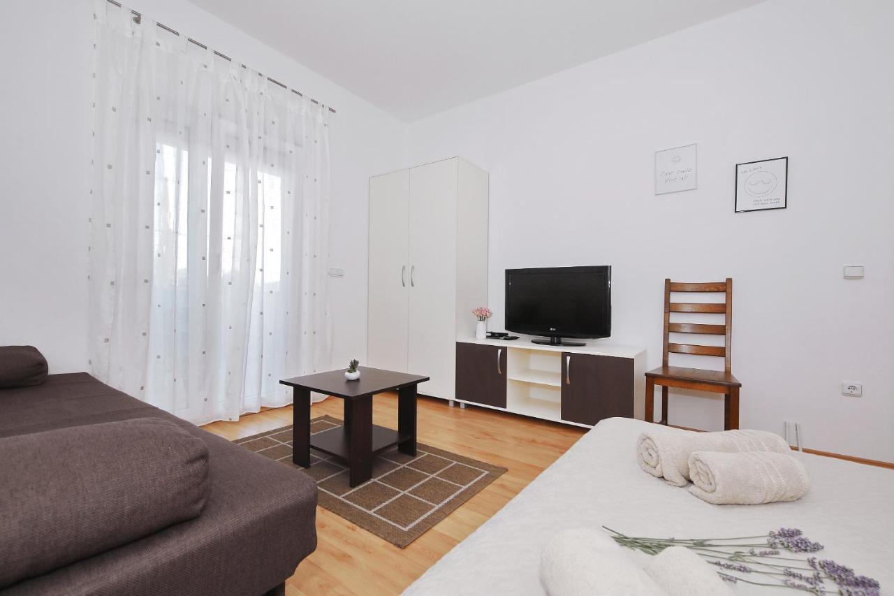 Apartments Olive Zaton  Esterno foto